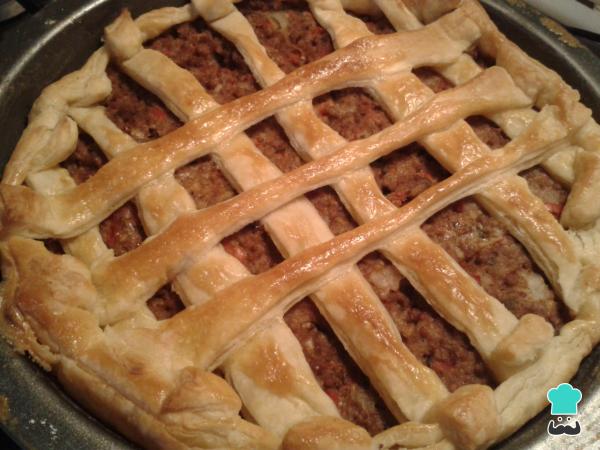 Receita de Torta de carne com massa folhada