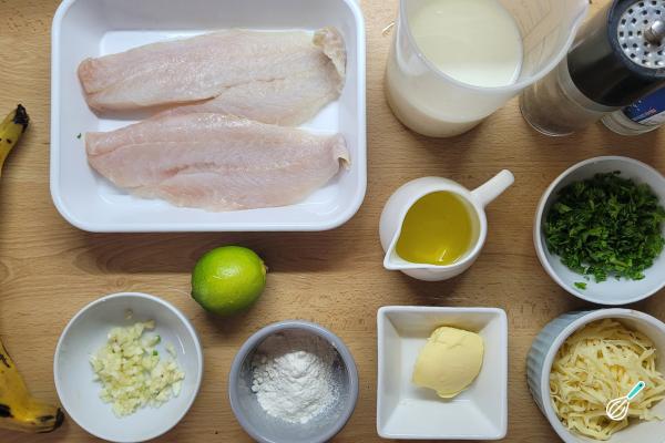 Receita de Receita de peixe à delícia com molho branco - Passo 1