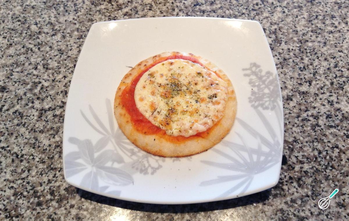 Receita de Mini pizza de mussarela