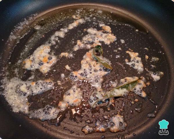 Receita de Estrogonofe de cogumelo com creme de leite - Passo 1