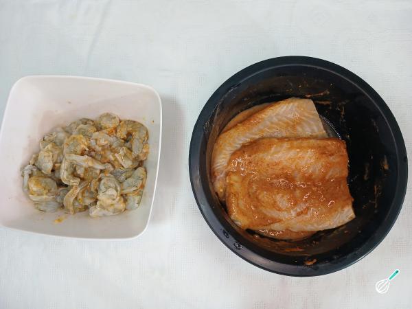 Receita de Moqueca de camarão com peixe - Passo 3