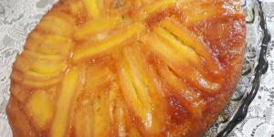 Bolo de banana caramelada