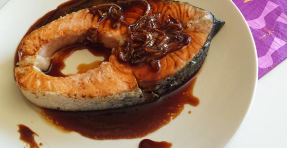 Receita de Salmão com molho de soja e mel