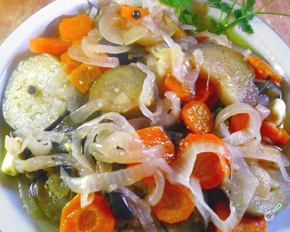Receita de Escabeche de berinjela na panela