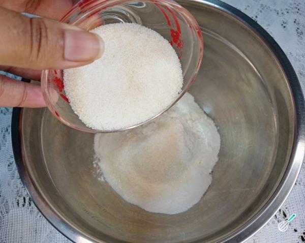 Receita de Bolinho de chuva sem ovo e sem leite - Passo 2