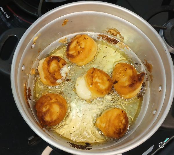 Receita de Bolinho de chuva sem ovo e sem leite - Passo 5