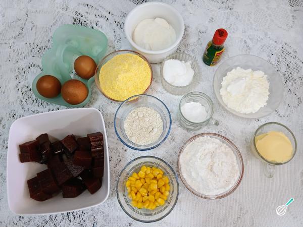 Receita de Bolo cremoso de milho com goiabada - Passo 1