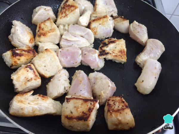 Receita de Espetinho de frango com limão - Passo 3