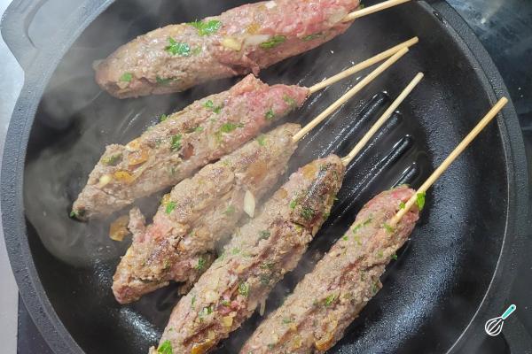 Receita de Espetinho de kafta - Passo 13