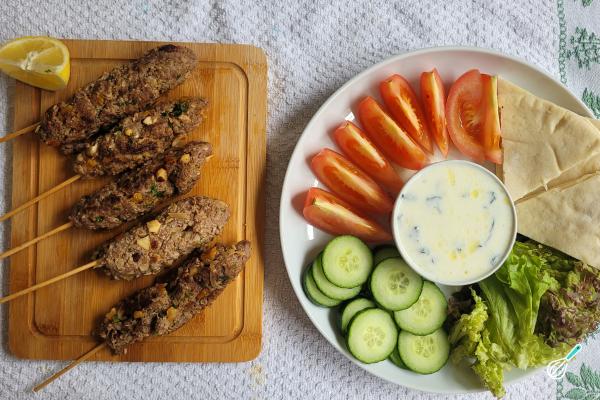 Receita de Espetinho de kafta - Passo 14