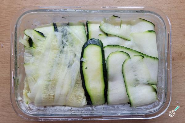 Receita de Torta de abobrinha com frango - Passo 11