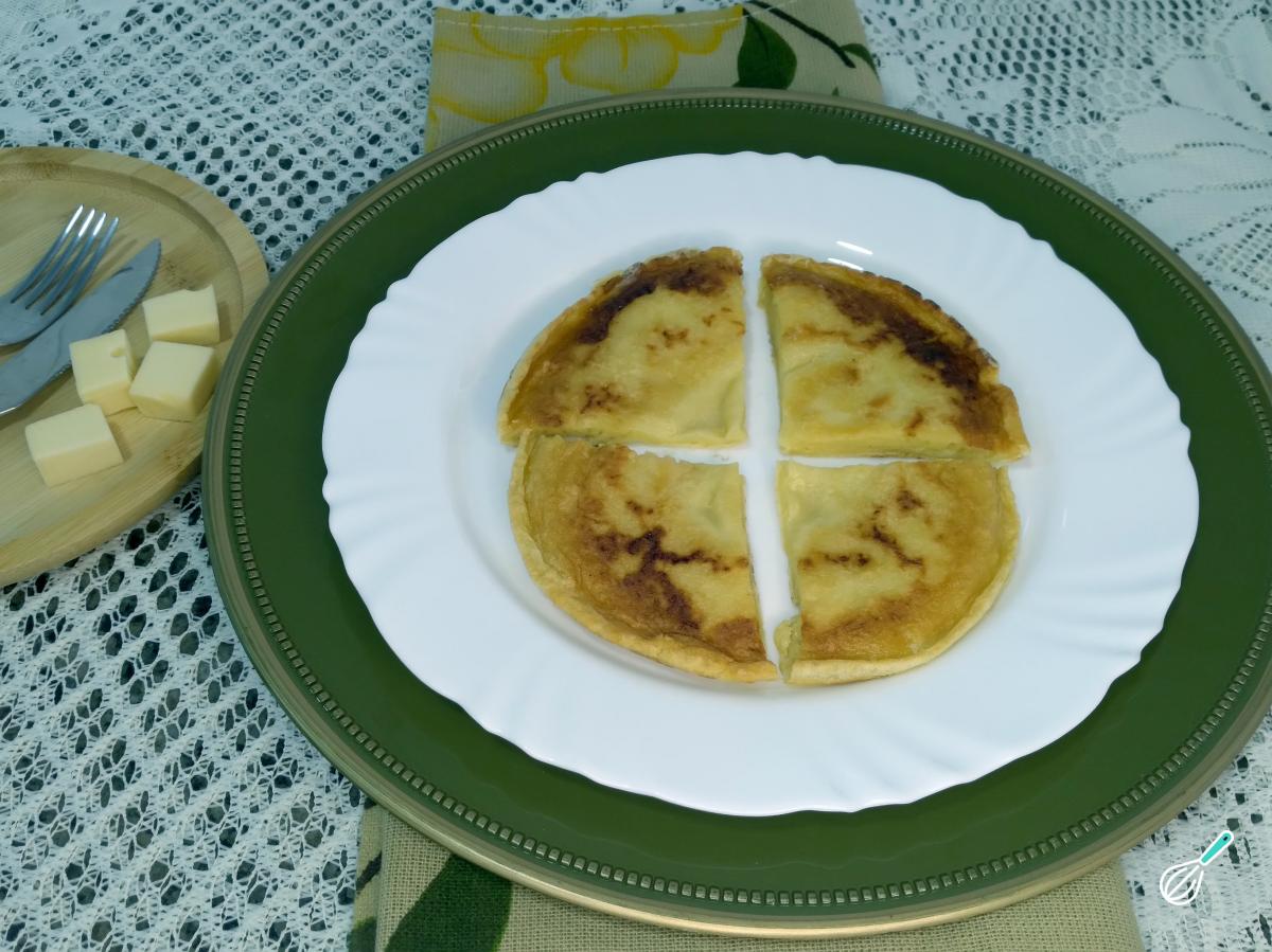 Receita de Pão de queijo de frigideira com 3 ingredientes