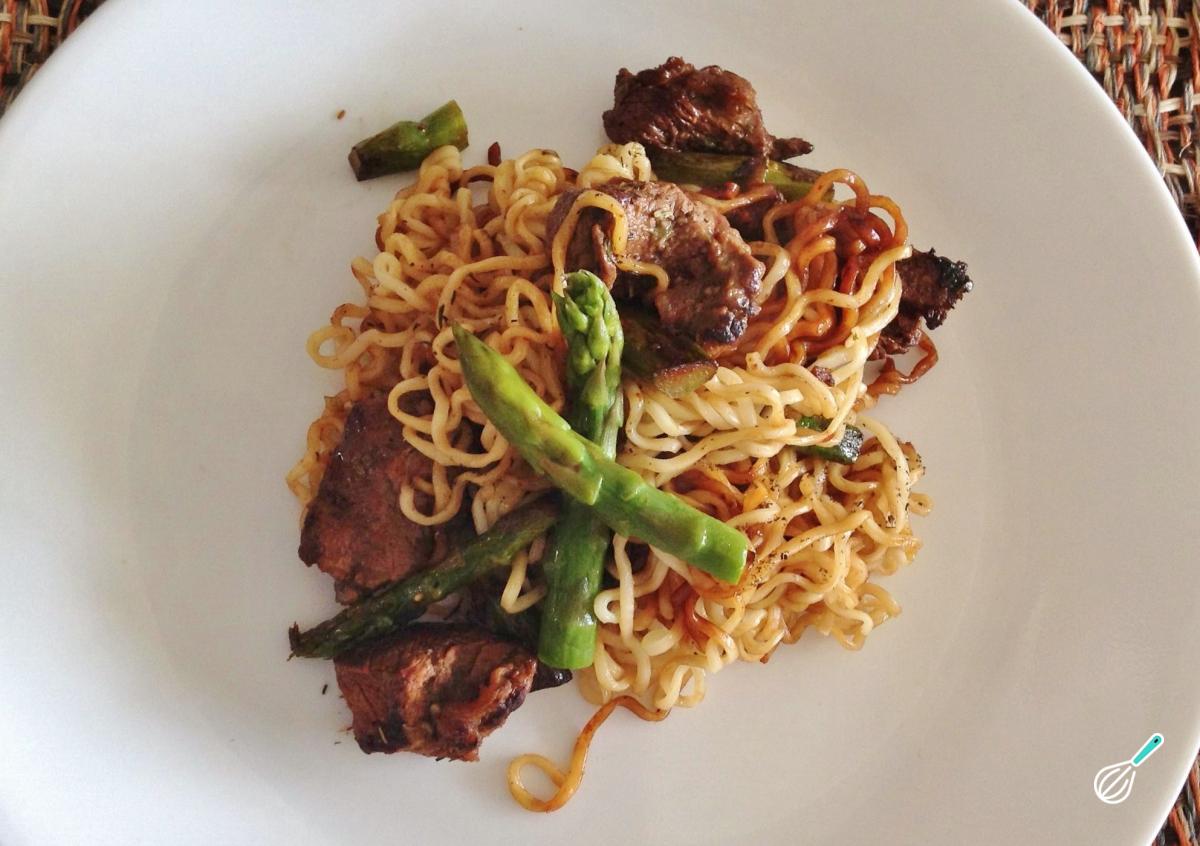 Receita de Miojo com carne bovina