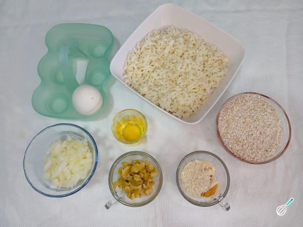 Receita de Bolinho de arroz com farinha de aveia - Passo 1