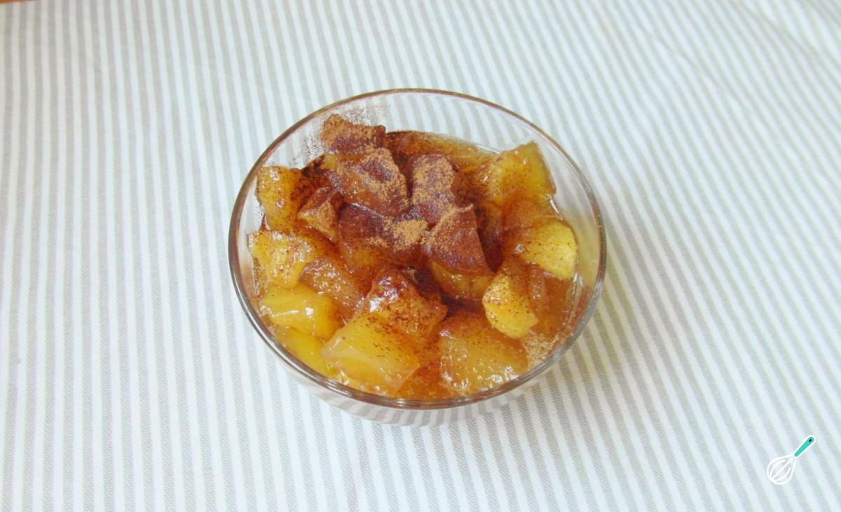 Receita de Calda de maçã e canela