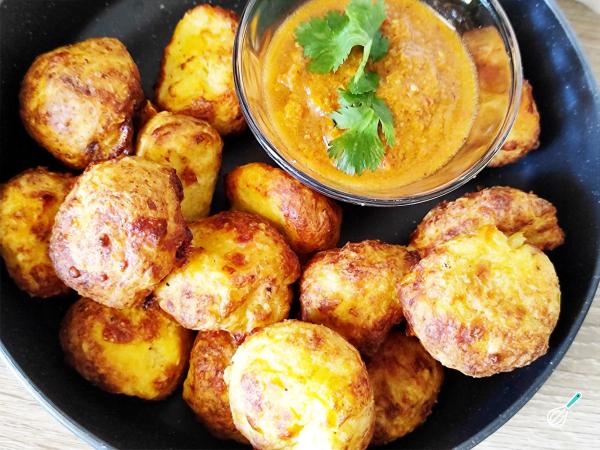 Receita de Bolinhas de batata com queijo