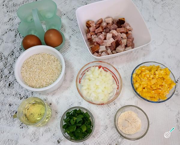 Receita de Arroz com bacon e ovo - Passo 1