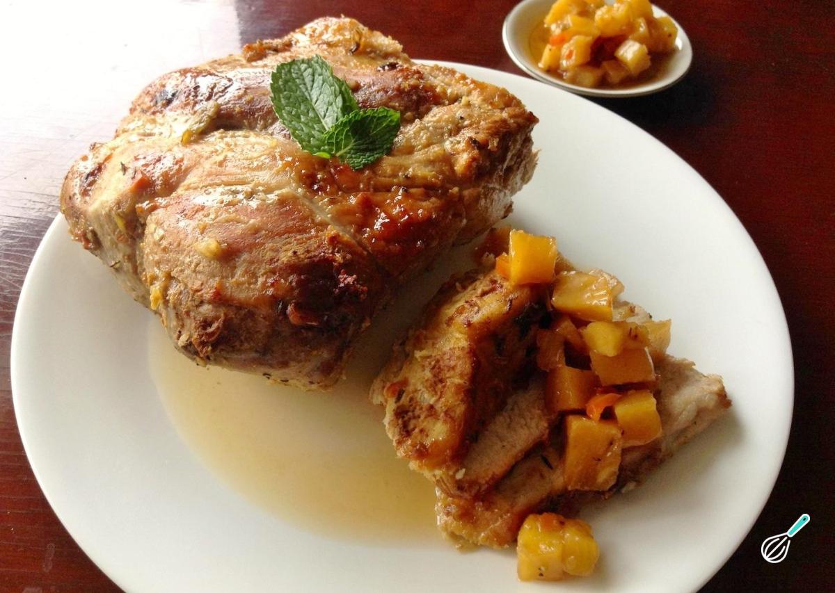 Receita de Pernil de porco assado com abacaxi