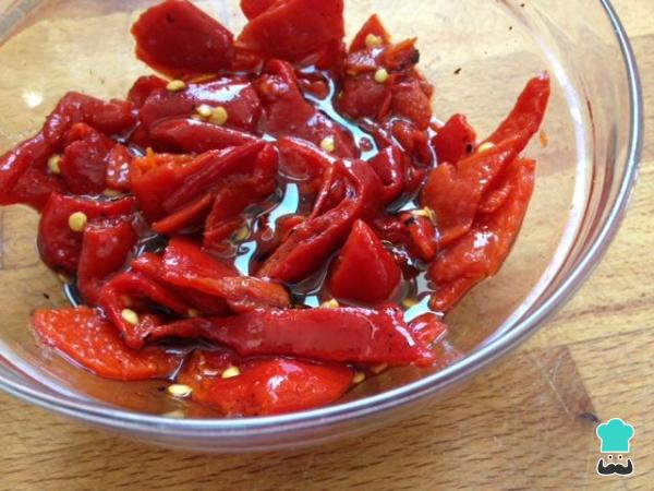 Receita de Bruschetta de pimentão vermelho - Passo 2