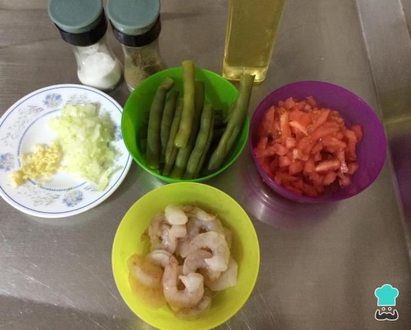 Receita de Salada de vagem com camarão - Passo 1