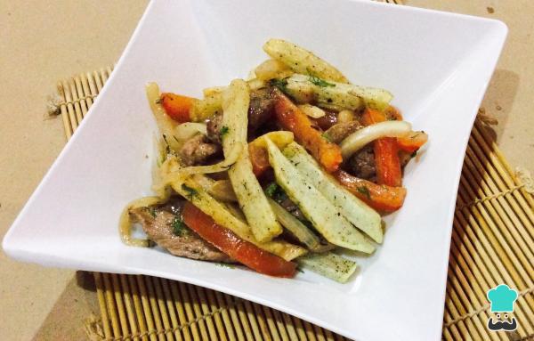 Receita de Lomo saltado - Passo 7