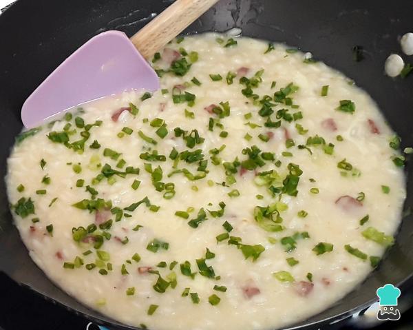 Receita de Risoto de calabresa defumada com mussarela