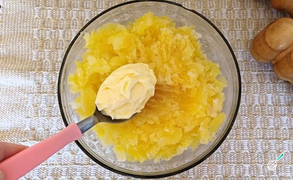 Receita de Escondidinho de mandioca com calabresa - Passo 5