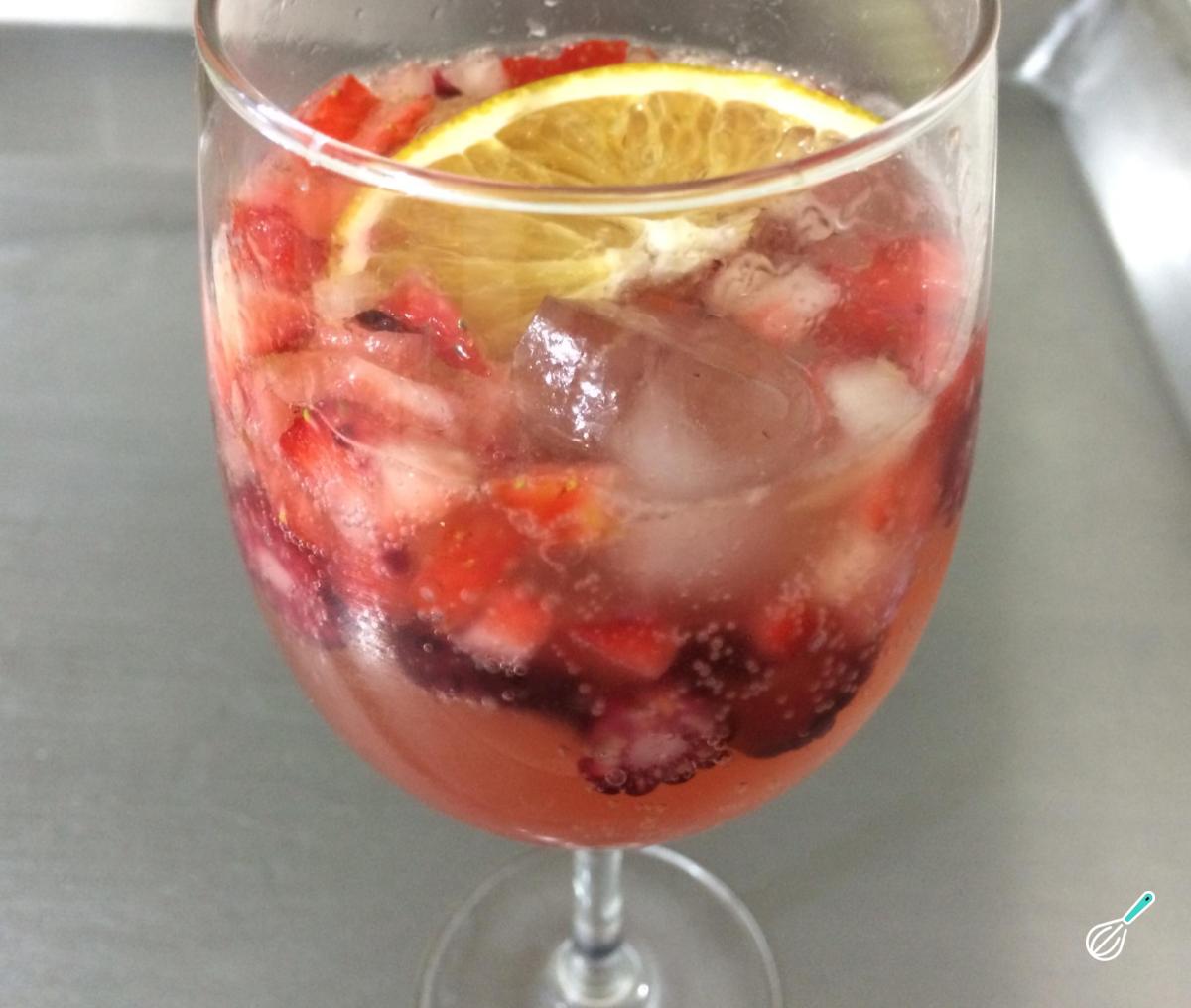 Sangria de espumante doce