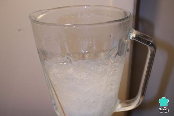 Receita de Bolo de cenoura simples de liquidificador - Passo 1