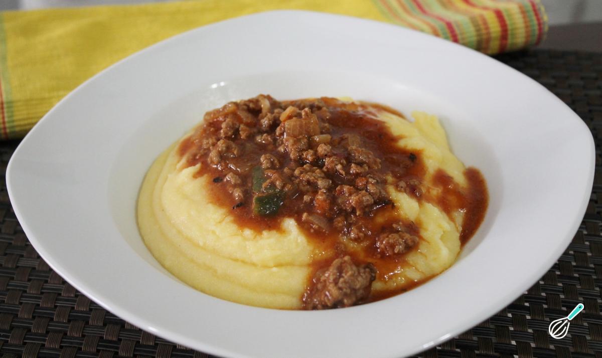 Receita de Polenta com carne moída