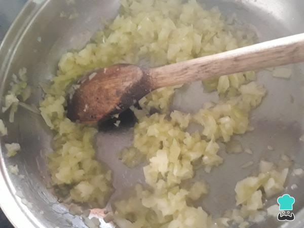 Receita de Lasanha de frango ao molho branco - Passo 2