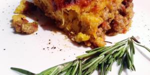 Torta de banana com carne moída