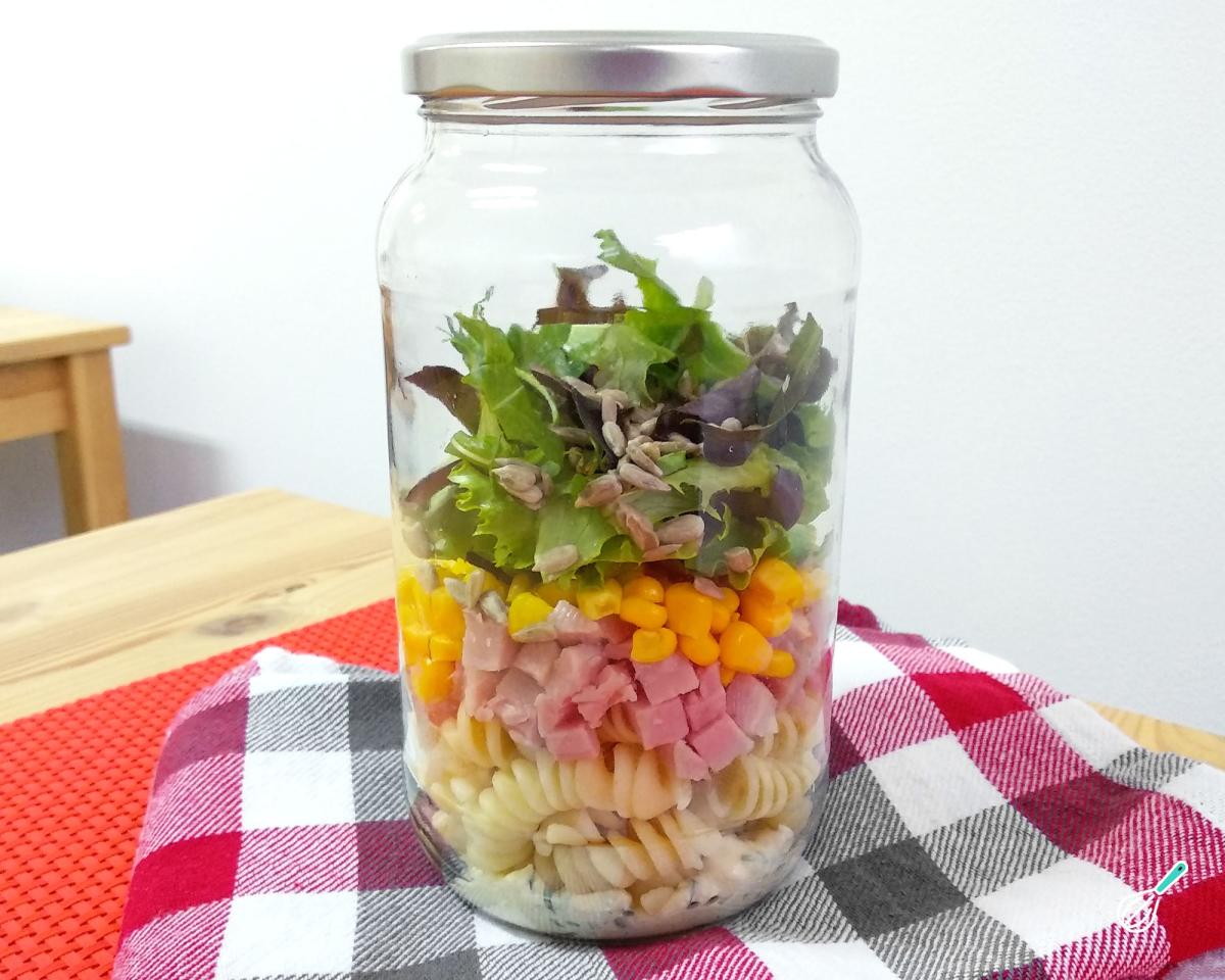 Receita de Salada de macarrão no pote