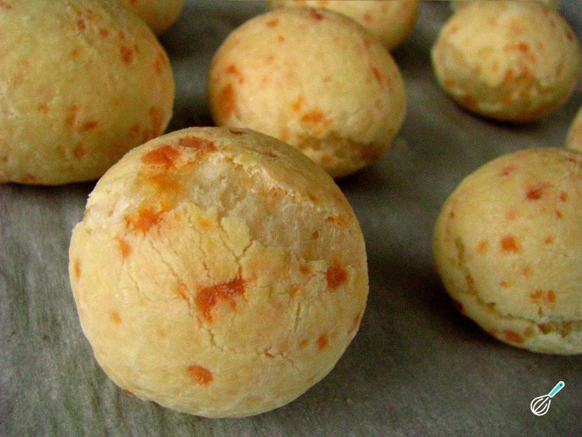 Receita de Pão de queijo com farinha de arroz (sem glúten)