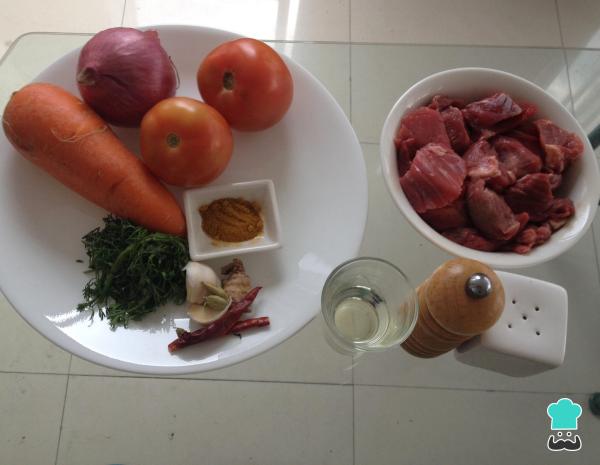 Receita de Ensopado de carneiro ao curry - Passo 1