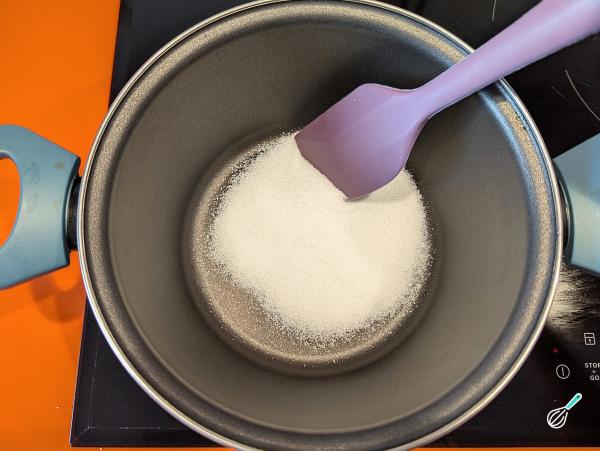 Receita de Brigadeiro pé de moça - Passo 2