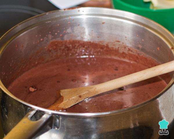 Chocolate quente cremoso - Passo 2