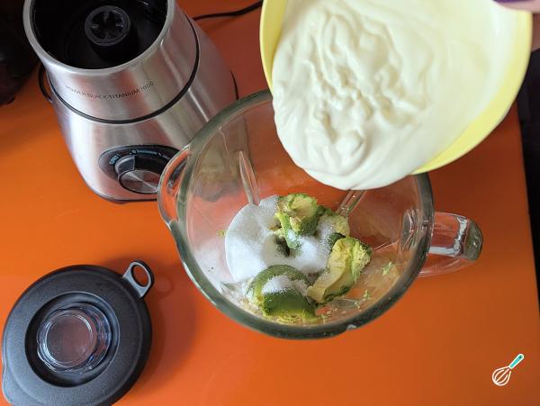 Receita de Mousse de abacate com limão - Passo 3