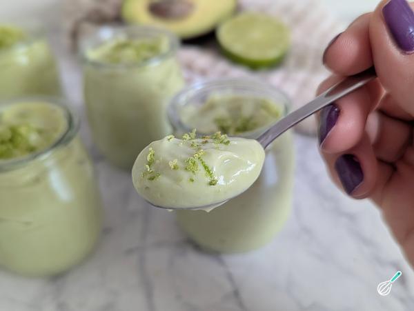 Receita de Mousse de abacate com limão - Passo 5