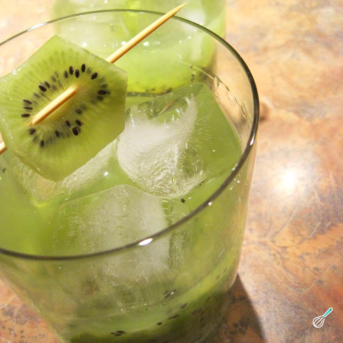 Caipirinha de kiwi