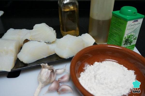 Receita de Bacalhau ao molho de salsa - Passo 1