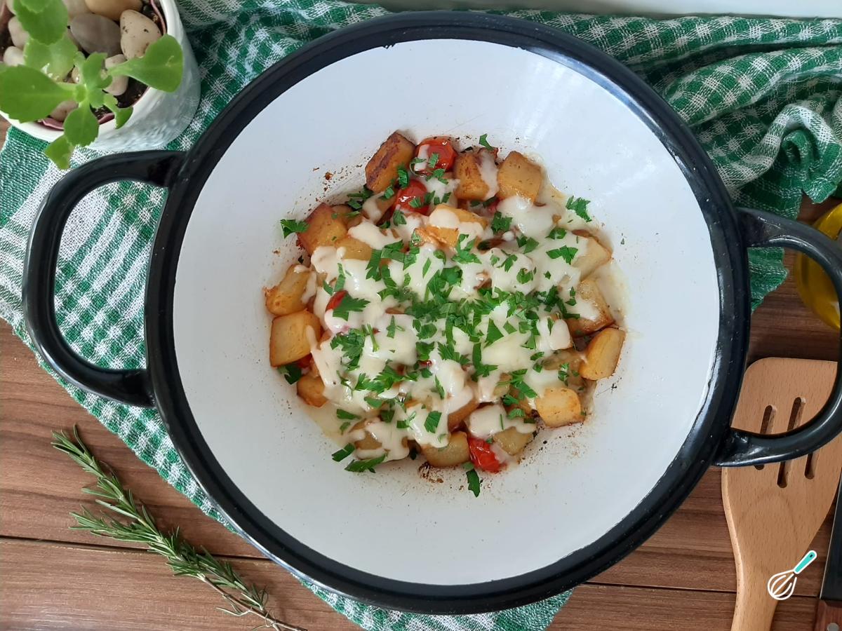 Receita de Batata salteada - como fazer com tomate e mussarela