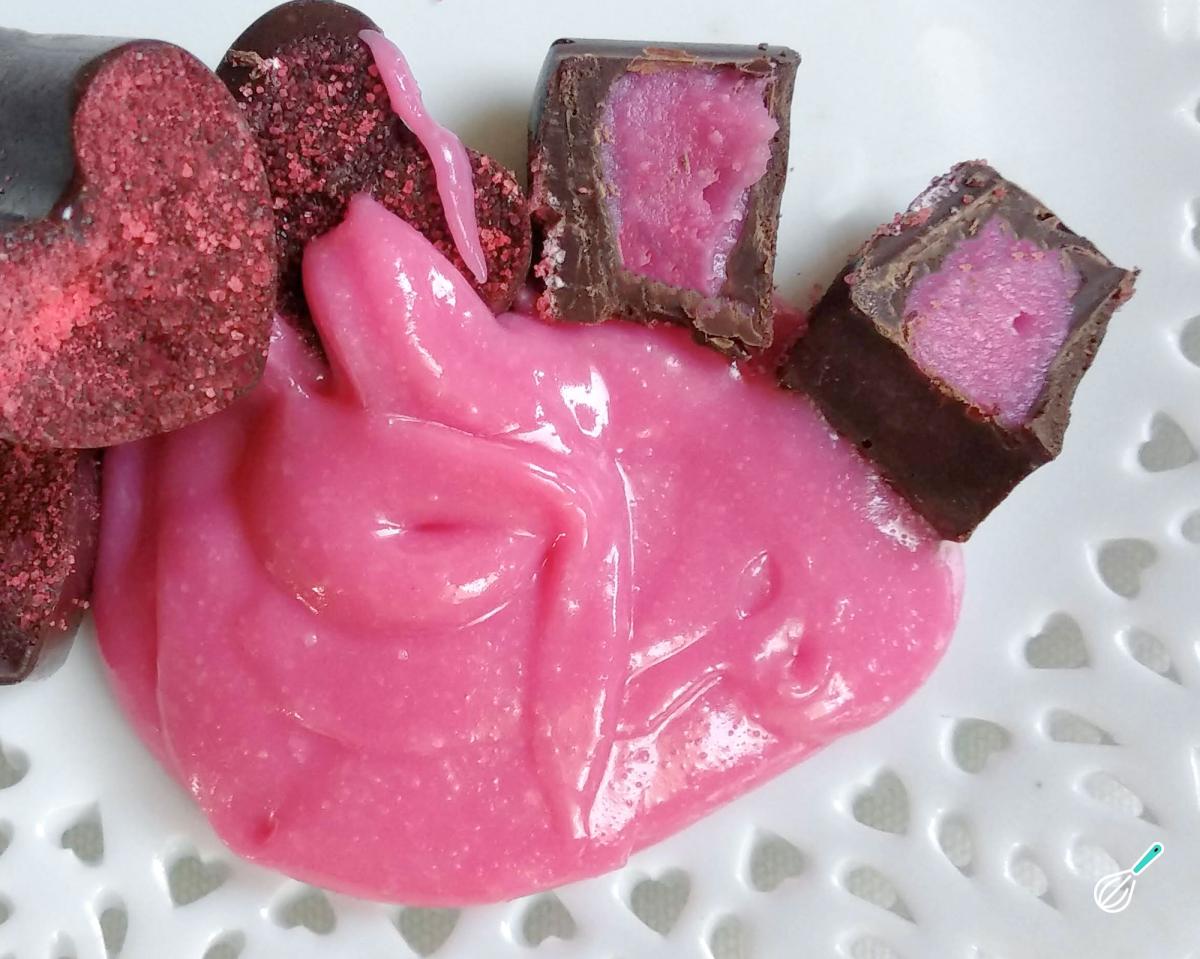 Receita de Recheio de trufa de morango com gelatina