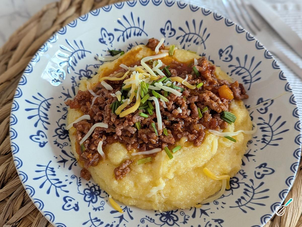 Receita de Polenta com carne moída e queijo