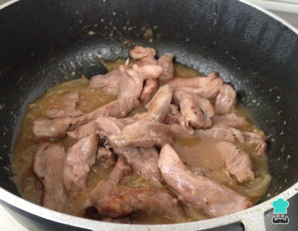 Receita de Strogonoff de carne - Passo 4