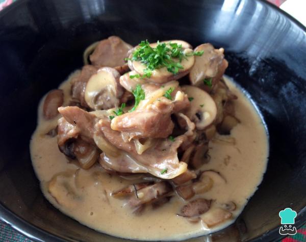 Receita de Strogonoff de carne - Passo 8