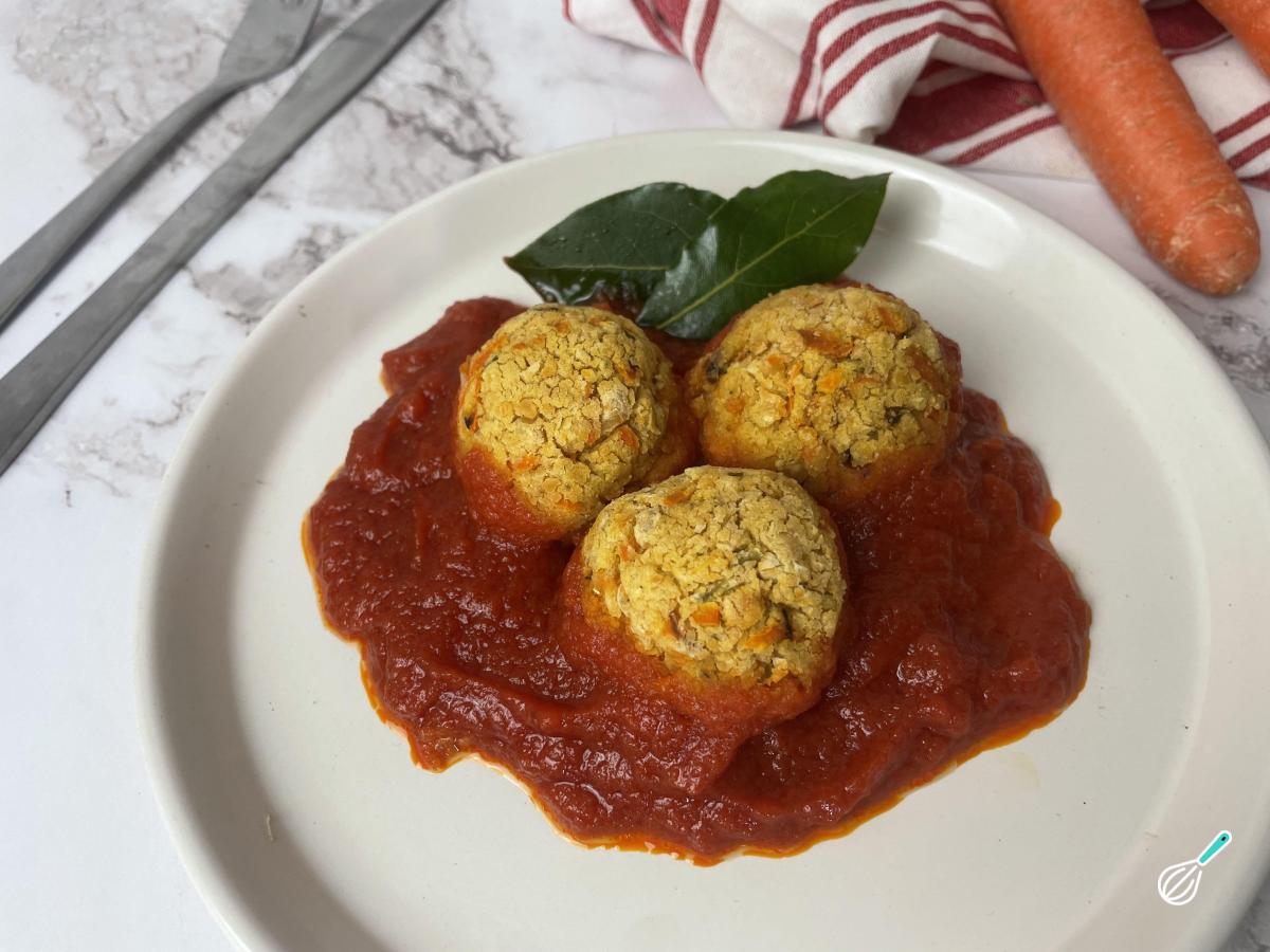 Receita de Almôndega de grão-de-bico com molho de tomate
