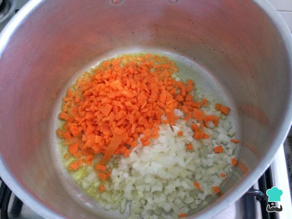 Receita de Sopa de lentilhas e legumes - Passo 2