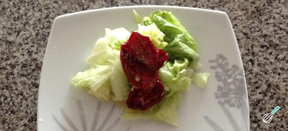 Receita de Salada de tomate seco