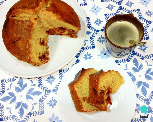 Receita de Bolo de fubá fofinho com goiabada - Passo 6